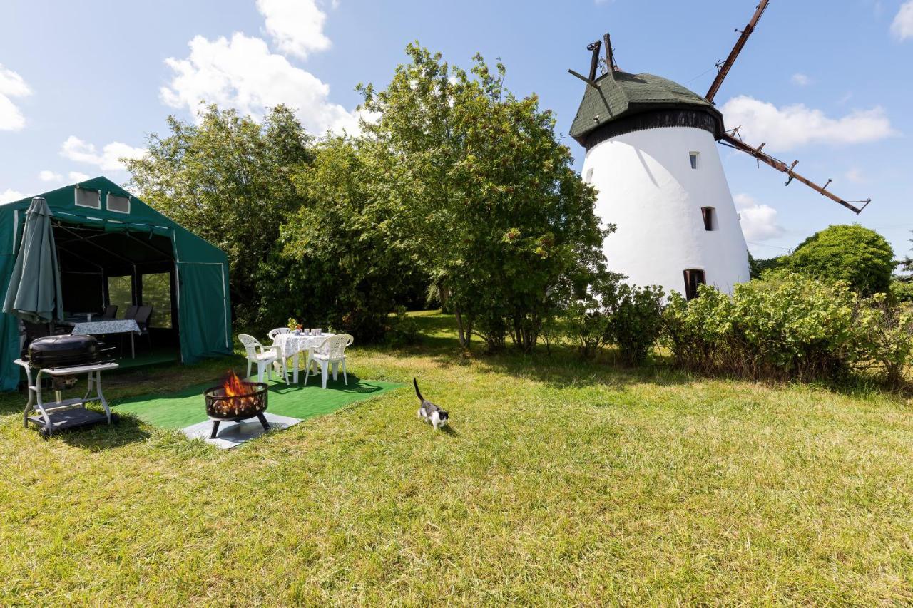 Windmill Vacation Home In Ledzin Near Baltic Sea نيخوجة المظهر الخارجي الصورة