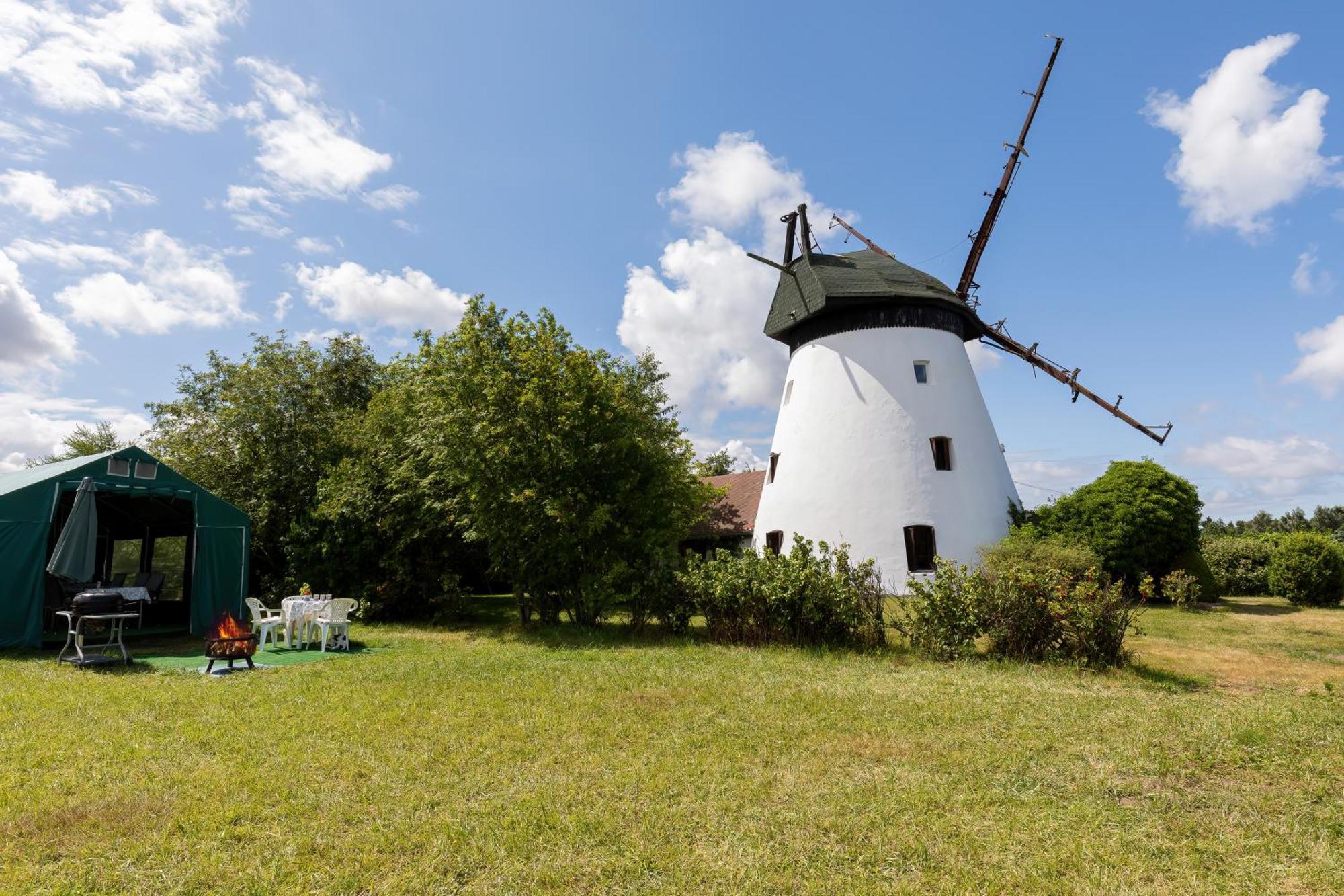 Windmill Vacation Home In Ledzin Near Baltic Sea نيخوجة الغرفة الصورة