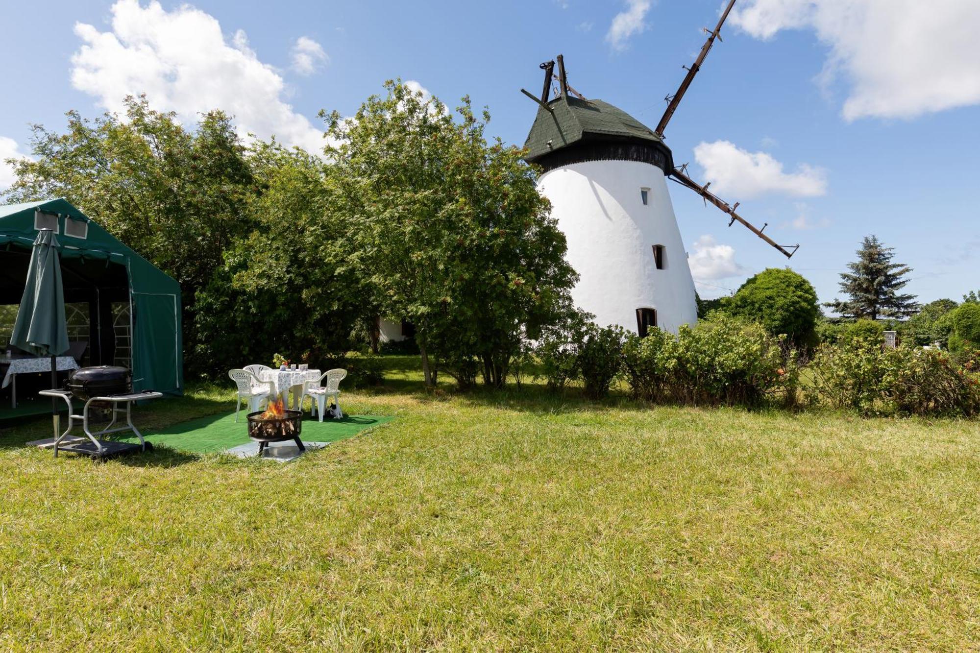 Windmill Vacation Home In Ledzin Near Baltic Sea نيخوجة الغرفة الصورة