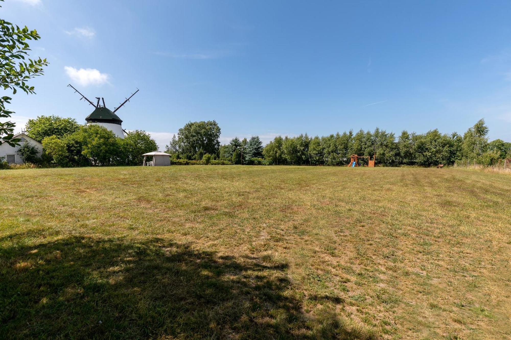 Windmill Vacation Home In Ledzin Near Baltic Sea نيخوجة الغرفة الصورة