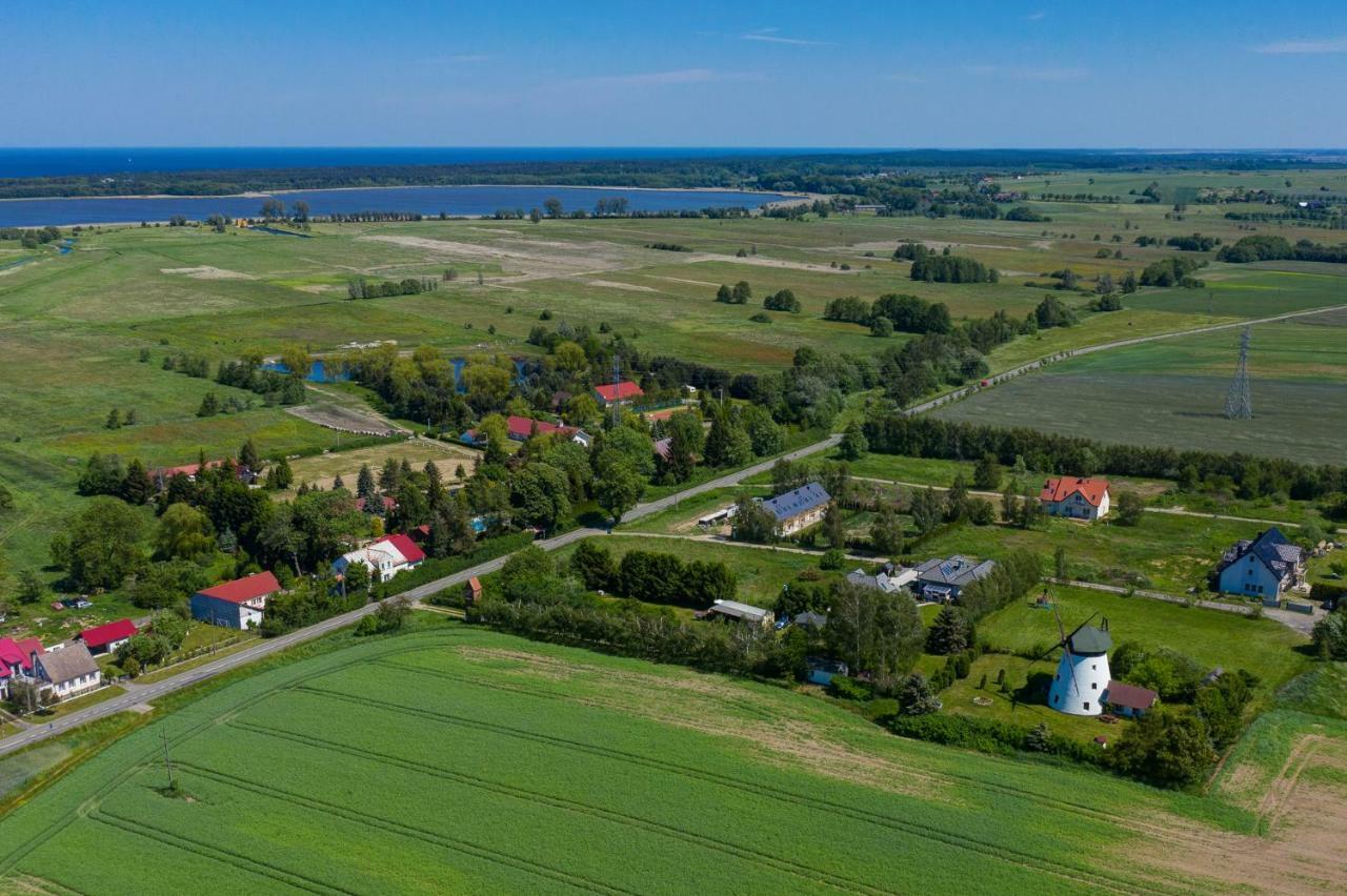Windmill Vacation Home In Ledzin Near Baltic Sea نيخوجة المظهر الخارجي الصورة