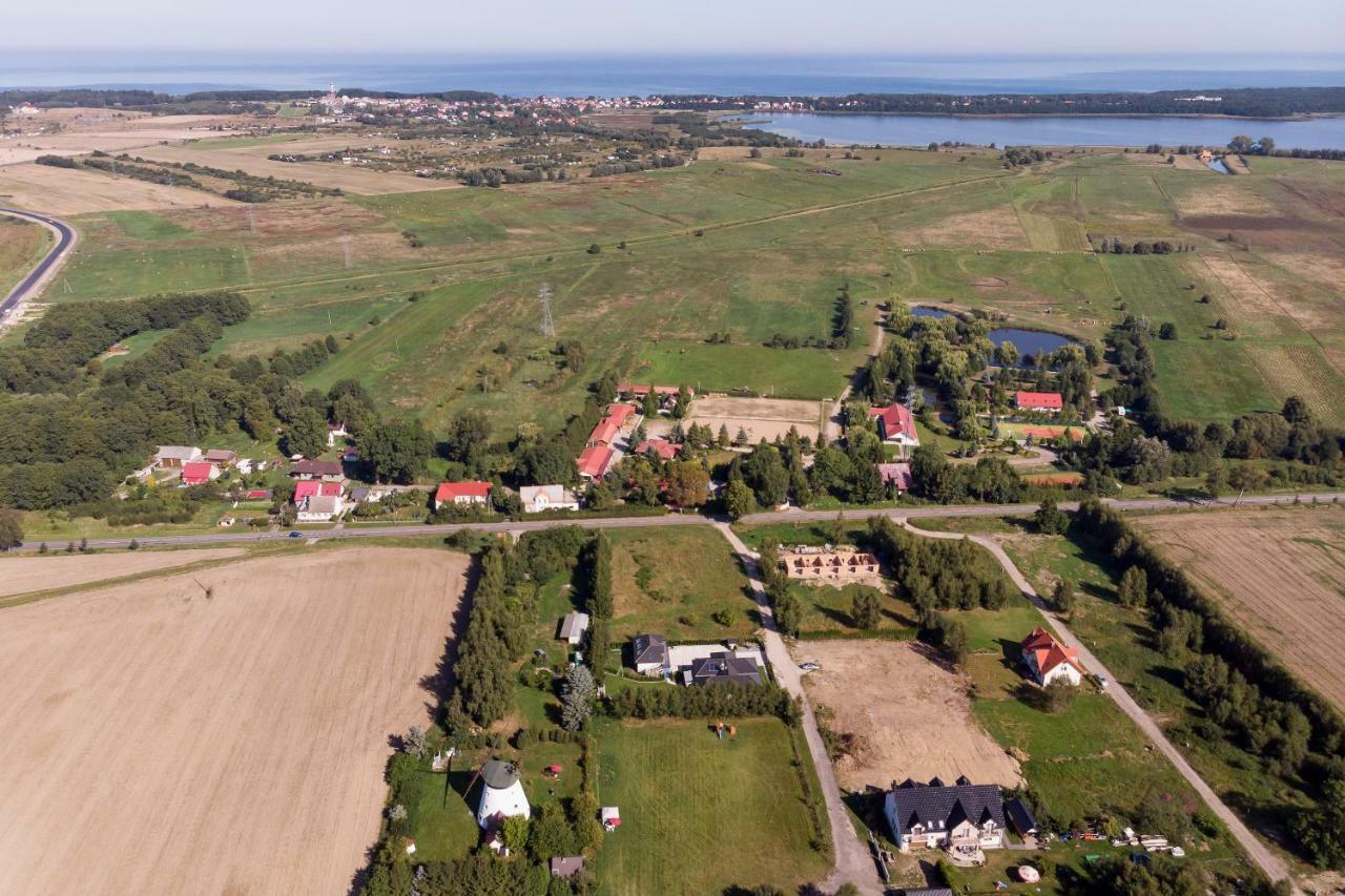 Windmill Vacation Home In Ledzin Near Baltic Sea نيخوجة المظهر الخارجي الصورة