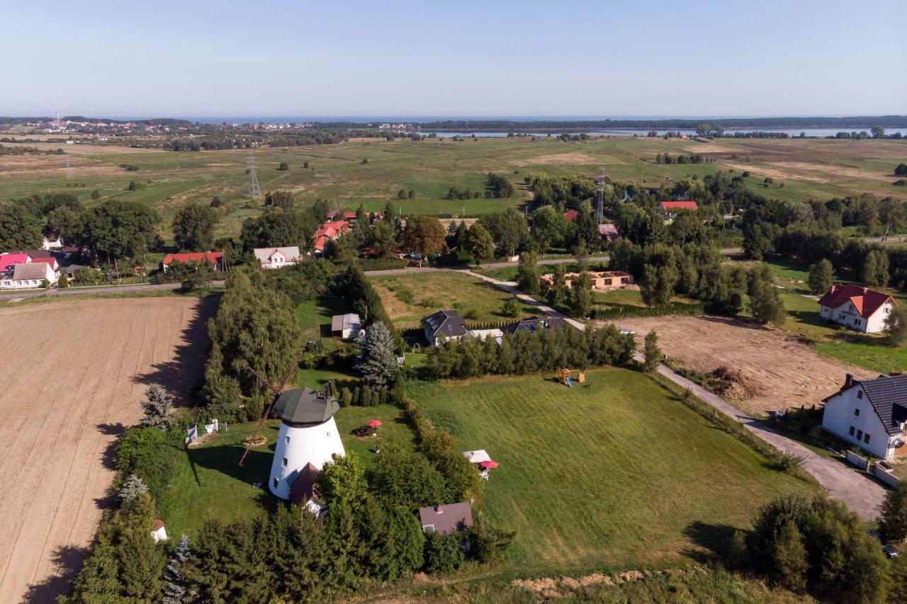 Windmill Vacation Home In Ledzin Near Baltic Sea نيخوجة المظهر الخارجي الصورة
