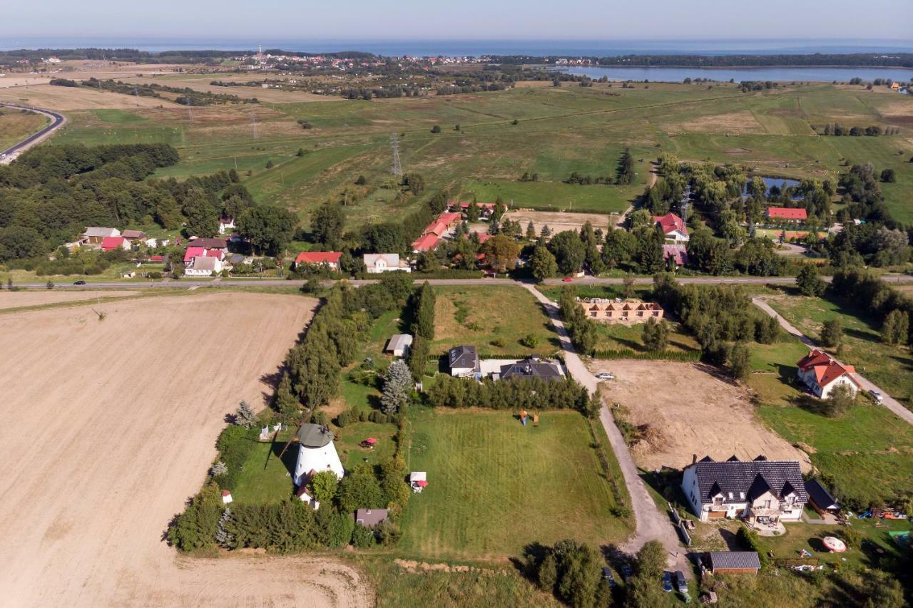 Windmill Vacation Home In Ledzin Near Baltic Sea نيخوجة المظهر الخارجي الصورة
