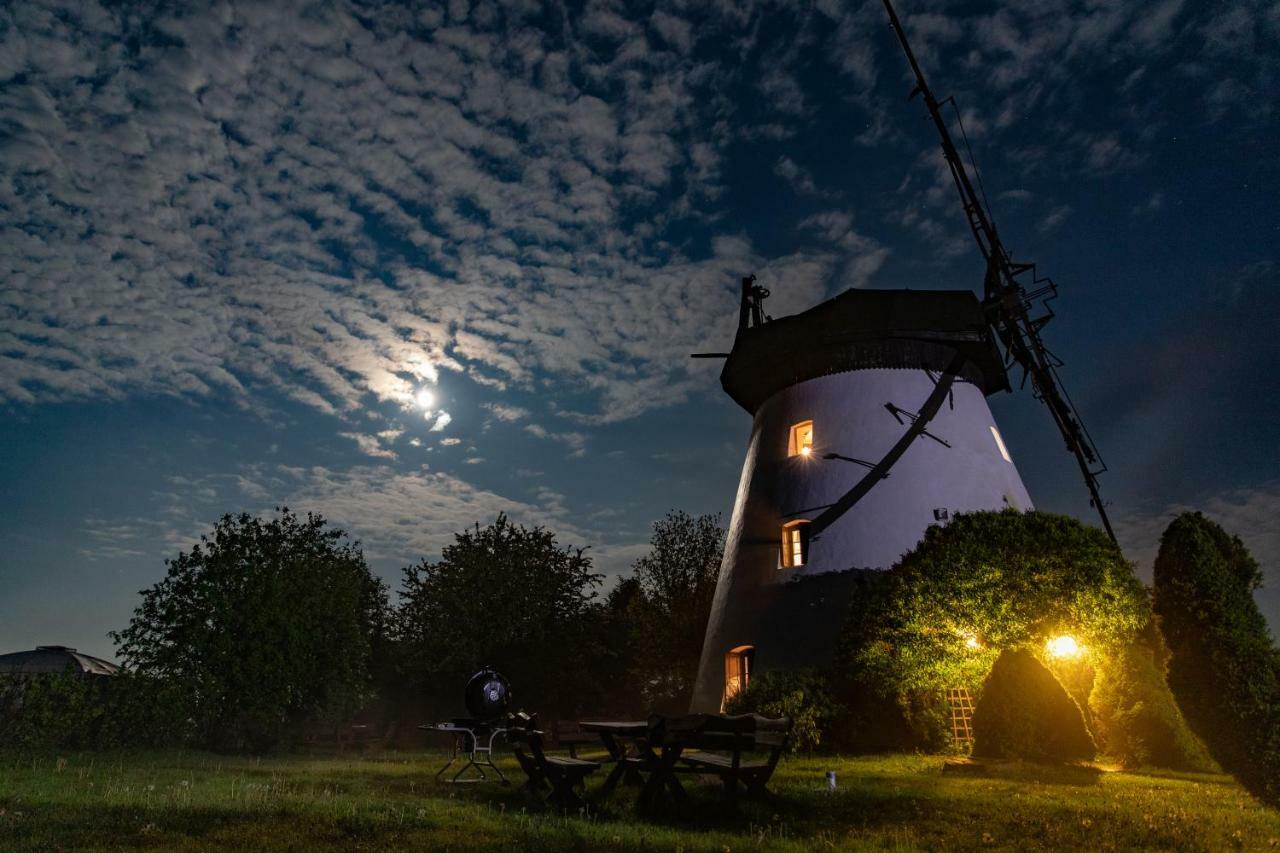Windmill Vacation Home In Ledzin Near Baltic Sea نيخوجة المظهر الخارجي الصورة